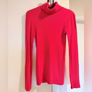 Uniqlo Magenta HEAT TECH Turtleneck